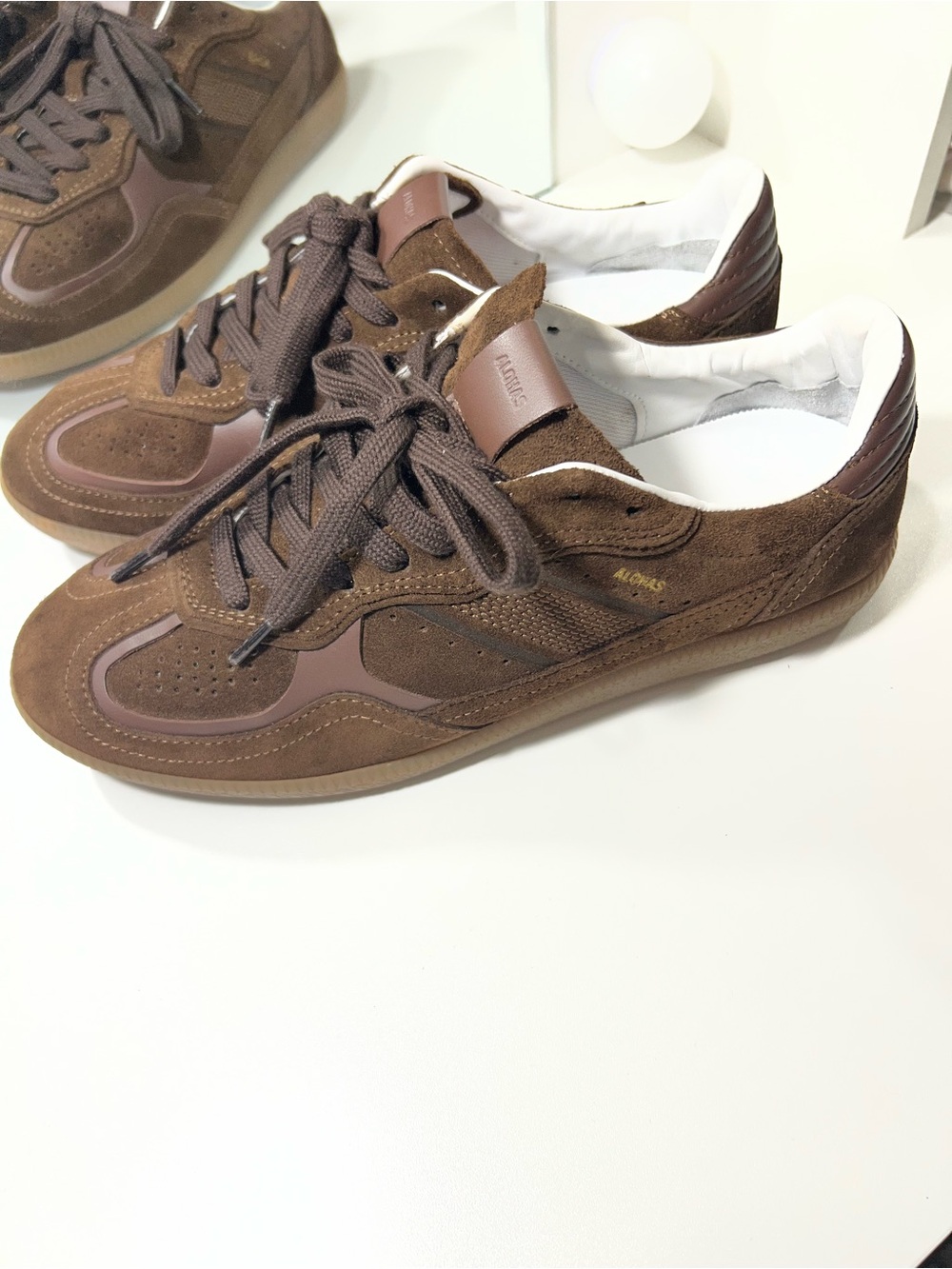 NWOT alohas 490 Rife Chocolate Brown women’s Sneakers size 9 - Picture 4 of 11